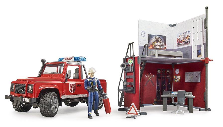 Bruder Bworld Fire Station With Land Rover Defender Fireman