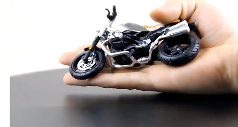 Maisto 1:12 Motorcyles With Stand Asst