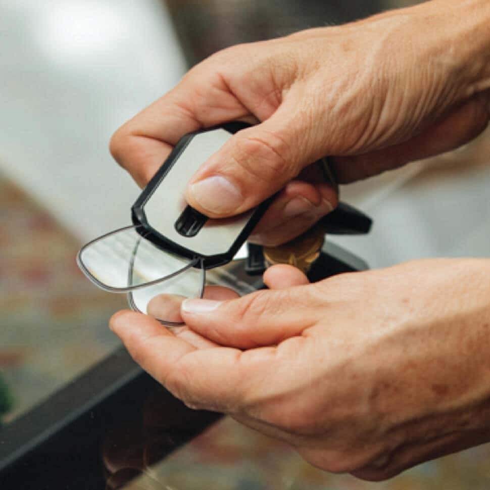ThinOptics Black Keychain Readers Glasses